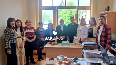 Daha bir məktəbdə rüşvət qalmaqalı: `Məcburuq, direktorun ad günüdür...` - SƏS YAZISI