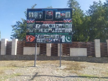 Qəbələ rayon İcra Hakimiyyəti başçısının şəhidlərlə nə ədavəti var? FOTO/VİDEO