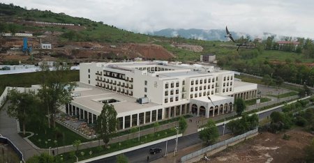Komitə Şuşada açılışı olmuş otelin tikintisinə icazə verməyi unudub? - FOTO