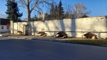 Bu abidə Göyçayın pasportudur... AMMA NƏ OLSUN... - DAĞILIR...