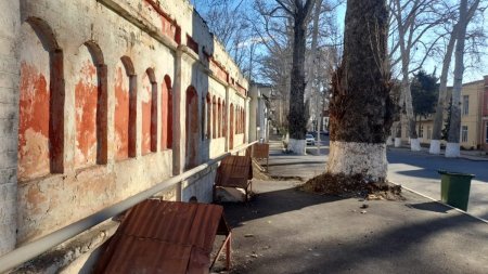 Bu abidə Göyçayın pasportudur... AMMA NƏ OLSUN... - DAĞILIR...