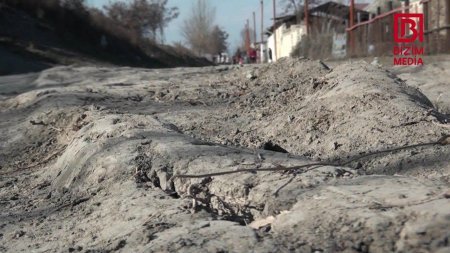 Camaat yol deyib... DAD DEYİR... - AXI NİYƏ?