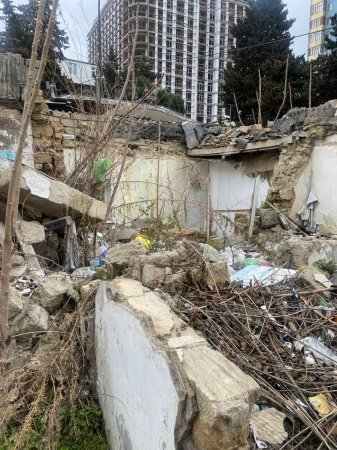 Keçmiş deputatın oğlu camaatı BOĞAZA YIĞIB... - ÖZBAŞINA QALIB...