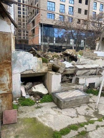 Keçmiş deputatın oğlu camaatı BOĞAZA YIĞIB... - ÖZBAŞINA QALIB...