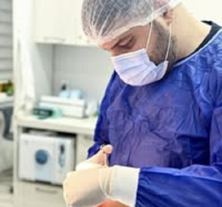 Stomatoloq Anar Ağayev pasiyentdən 5500 manat pul aldı-Qızıllarımın pulunuda qaytarmır….-Şikayət