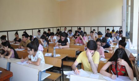 Bakının mərkəzindəki universitetlər köçürüləcək?