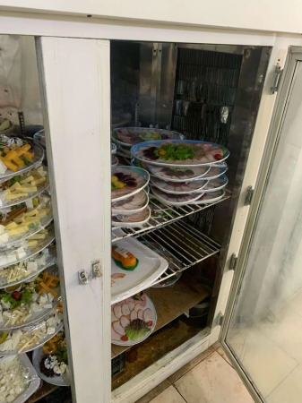 "Sərin saray" şadlıq evində mənşəyi məlum olmayan məhsullar aşkarlandı - FOTO