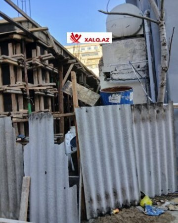 Yeni Günəşlidə 3 mərtəbəli qanunsuz obyekti kim tikdirir?- Fotofakt